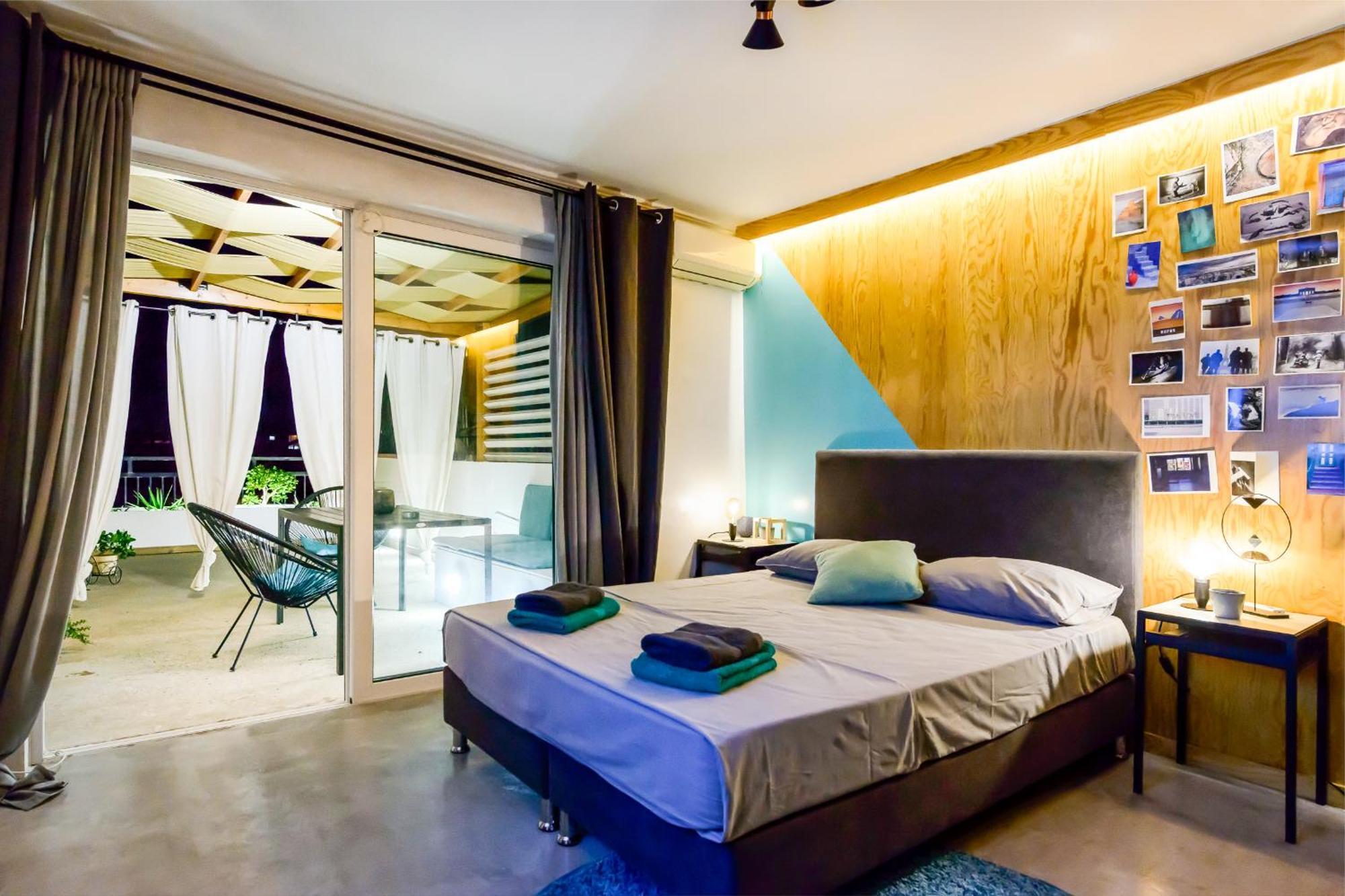 Ferienwohnung Lucy In The Sky With Diamonds Kalamata Exterior foto